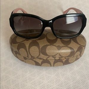 Coach Emma Square Blk Sunglasses Coach Case/Cloth